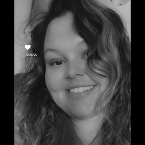 Meet your Posher, Becky